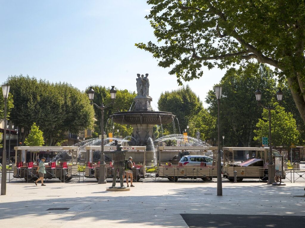 Image du centre ville d'Aix en Provence, à proximité du centre de formation Formaltic, formations PAO CAO